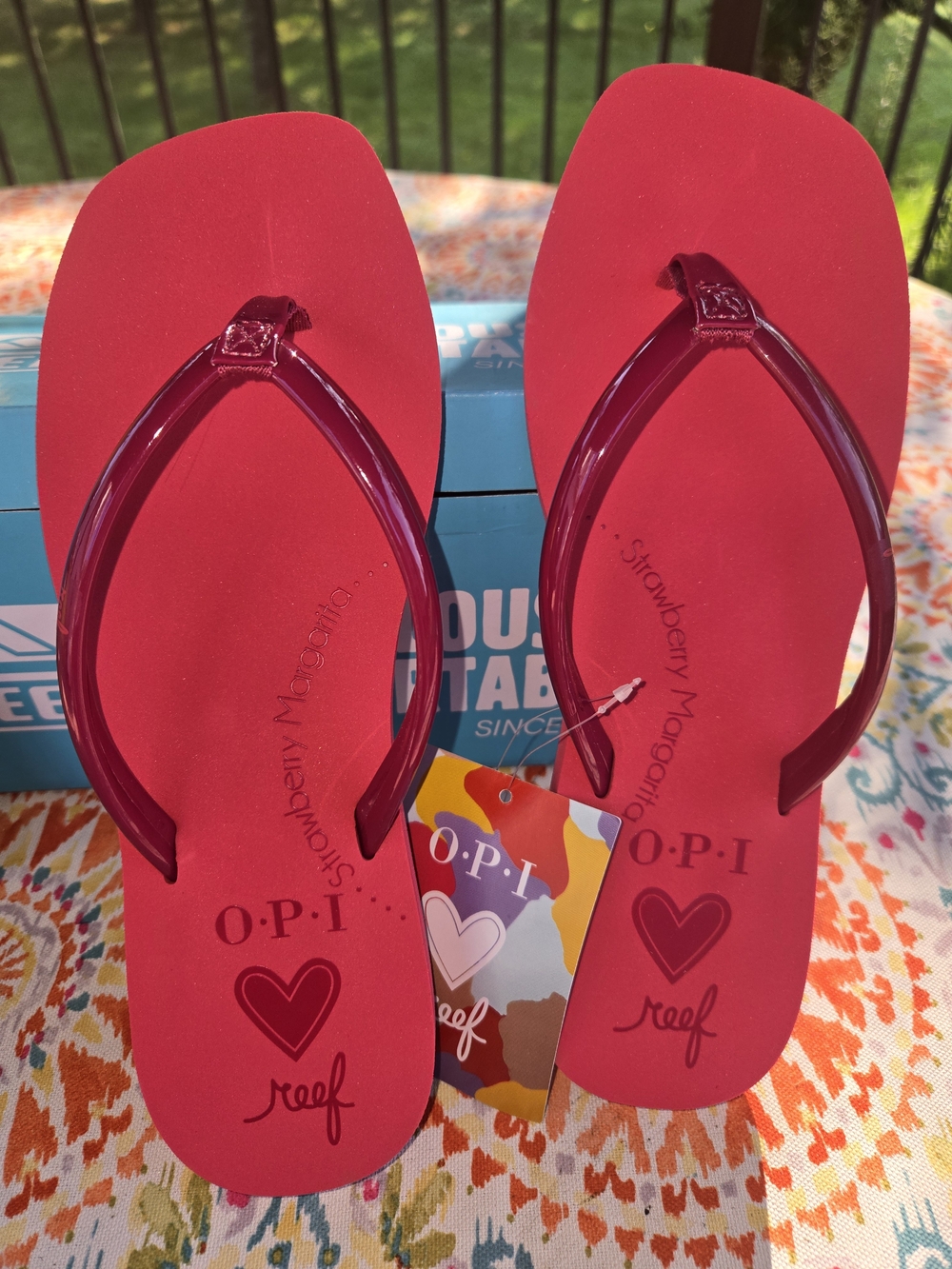 🍓🌸 Reef x OPI Water-Friendly Flip Flop Sandals 🌸🍓 NIB Size 7